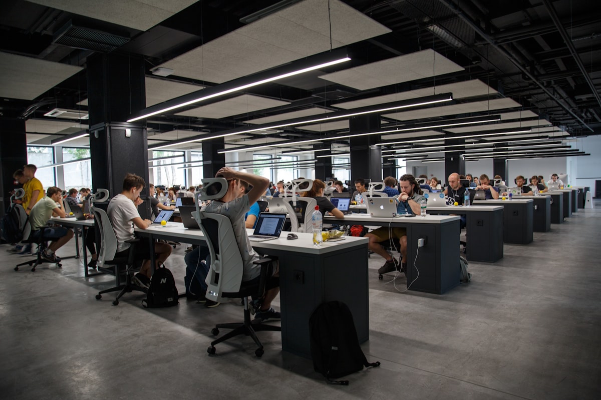 Atelier cu whiteboard pentru orchestrarea workflow-urilor AI
